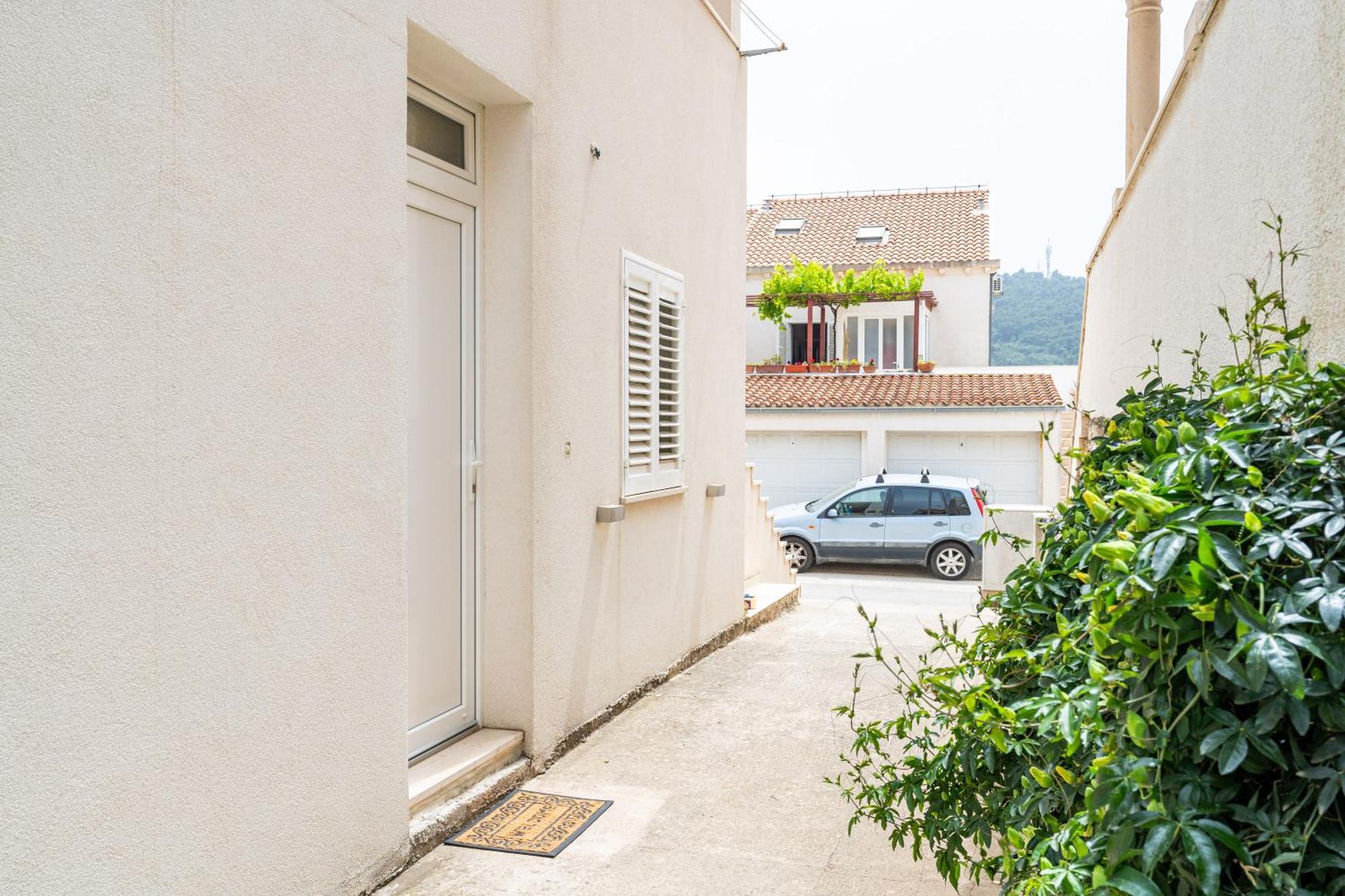 Feather Studio Apartment - Free Private Parking - Self Check-In Dubrovník Exteriér fotografie